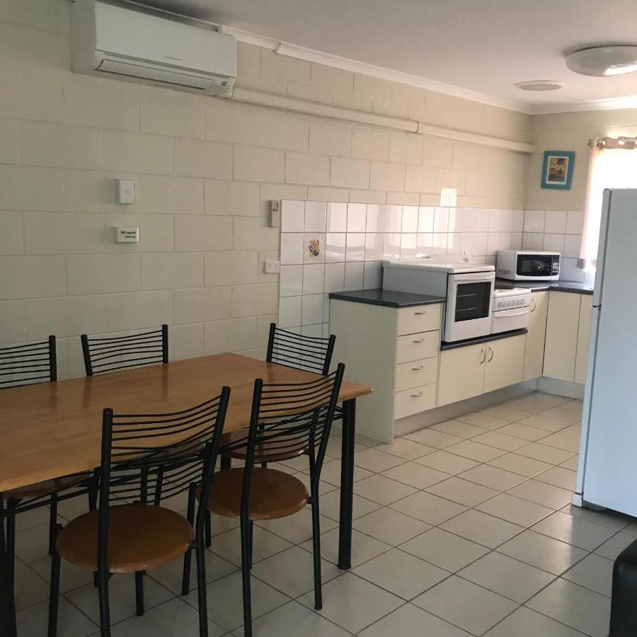 Golden Beach Holiday Park Экстерьер фото